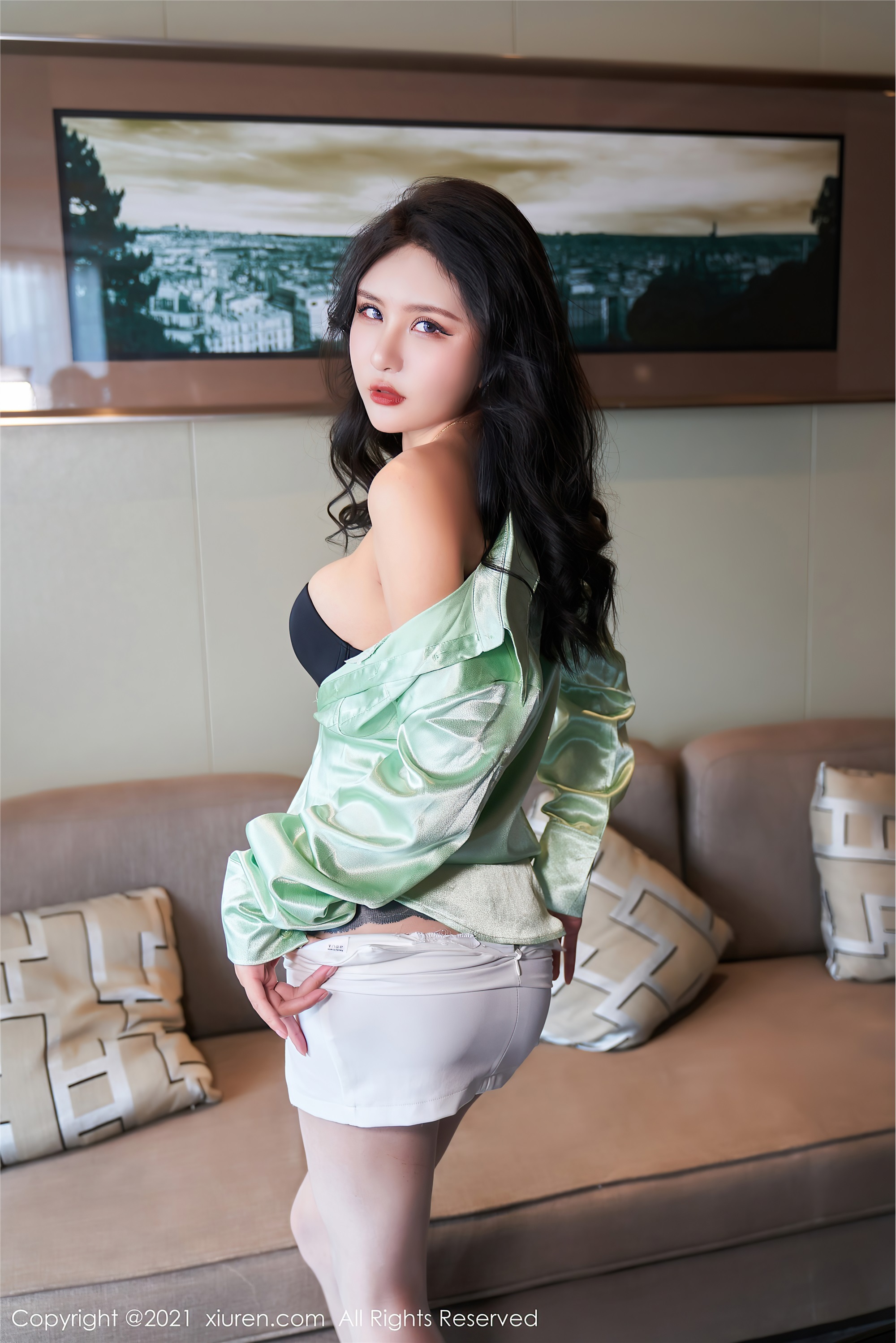 Xiuren秀人网 2021.10.27 NO.4127 Emily尹菲